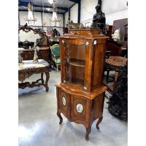 Baroque-style Display Case