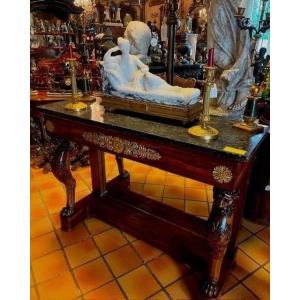 Marble Sculpture "venus Victrix"