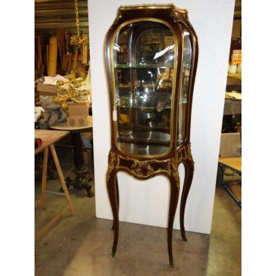 Louis XV Vitrine