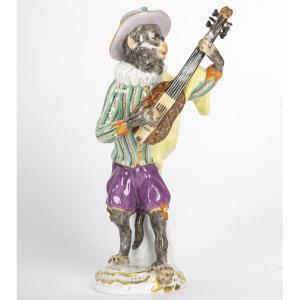 Meissen: Porcelain Musician Monkey, The Guitarist, 20th Century 