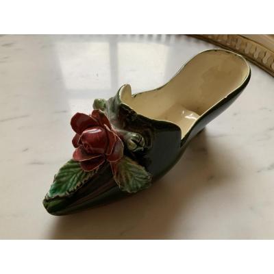 Earthenware De Longchamp, Barbotine Shoe.