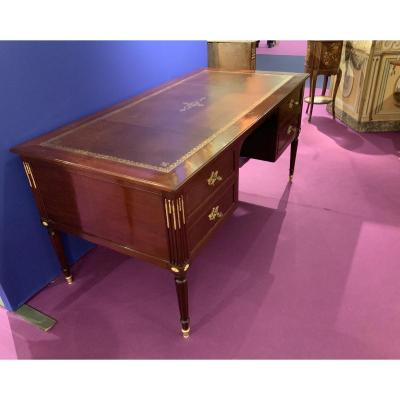 Lxvi Period Desk In Solid Mahogany. 18th Century Port Work