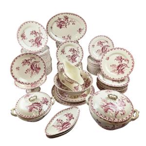  Opaque Porcelain Dinner Service From Gien, Chardon Model, 79 Pieces.