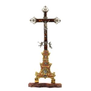 Altar Crucifix In Coral, Silver, Gilded Metal, Trapani (sicily) 17th And 18th Century.
