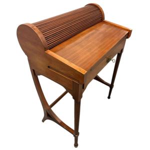 Small Art Deco Wooden Desk, Italy, Circa 1930.