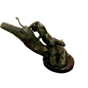 Bronze Sculpture By Bc Zheng Panther