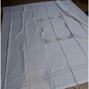 Large Tablecloth With Arms