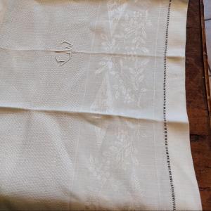 6 Large Monogrammed Honeycomb Napkins Lw