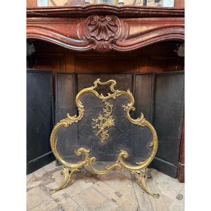Louis XV Style Fire Screen In Gilt Bronze, Late 19th Century
