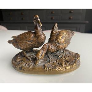 Two Ducks In Bronze On Pedestal, Signed Pierre-jules Mène (1810-1879)