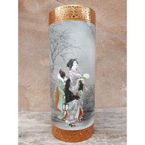 Kutani Porcelain Vase, Meiji Era Japan