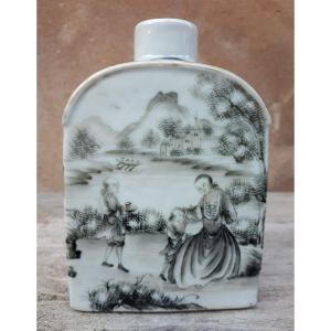 Tea Caddy With Grisaille Decor, China Qianlong Period