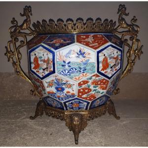 Important Japanese Cachepot In Arita Porcelain (imari), Japan Meiji Period