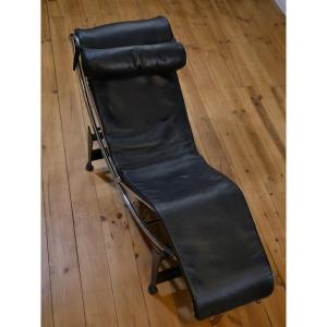 Lc4 Chaise Longue By Le Corbusier