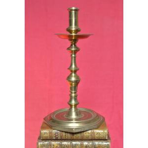 Large Bronze Candlestick - 17th Century  - Haute époque 17 Candelabra Sconce