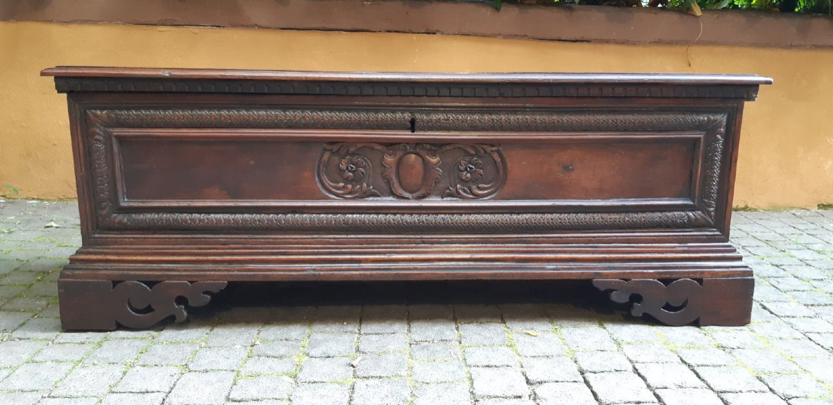 Cassapanca blasonata antica del '600 lombardo/veneta