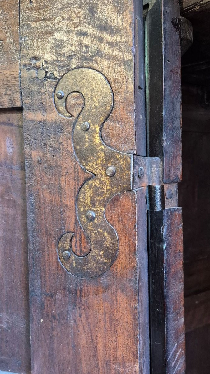 Armadio credenza antico lombardo in noce bugnato del '600-photo-7