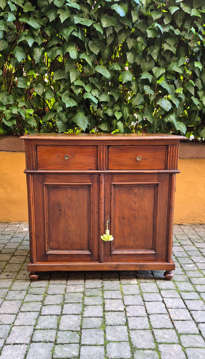 Credenza piccola antica dell'800 in pino