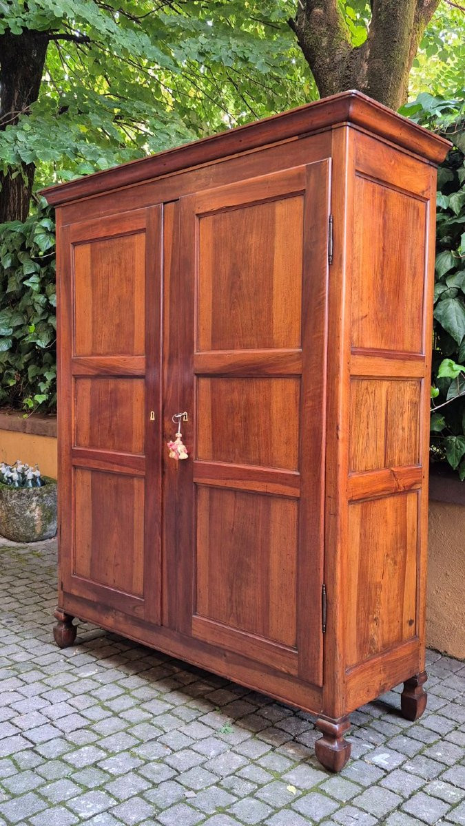 Armadio lombardo antico dell'800 in noce-photo-2