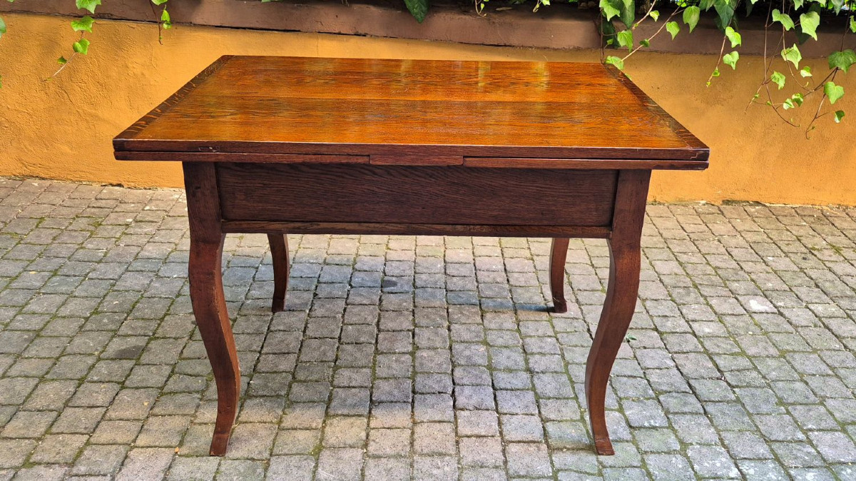 Tavolo antico allungabile a tiro gambe mosse
