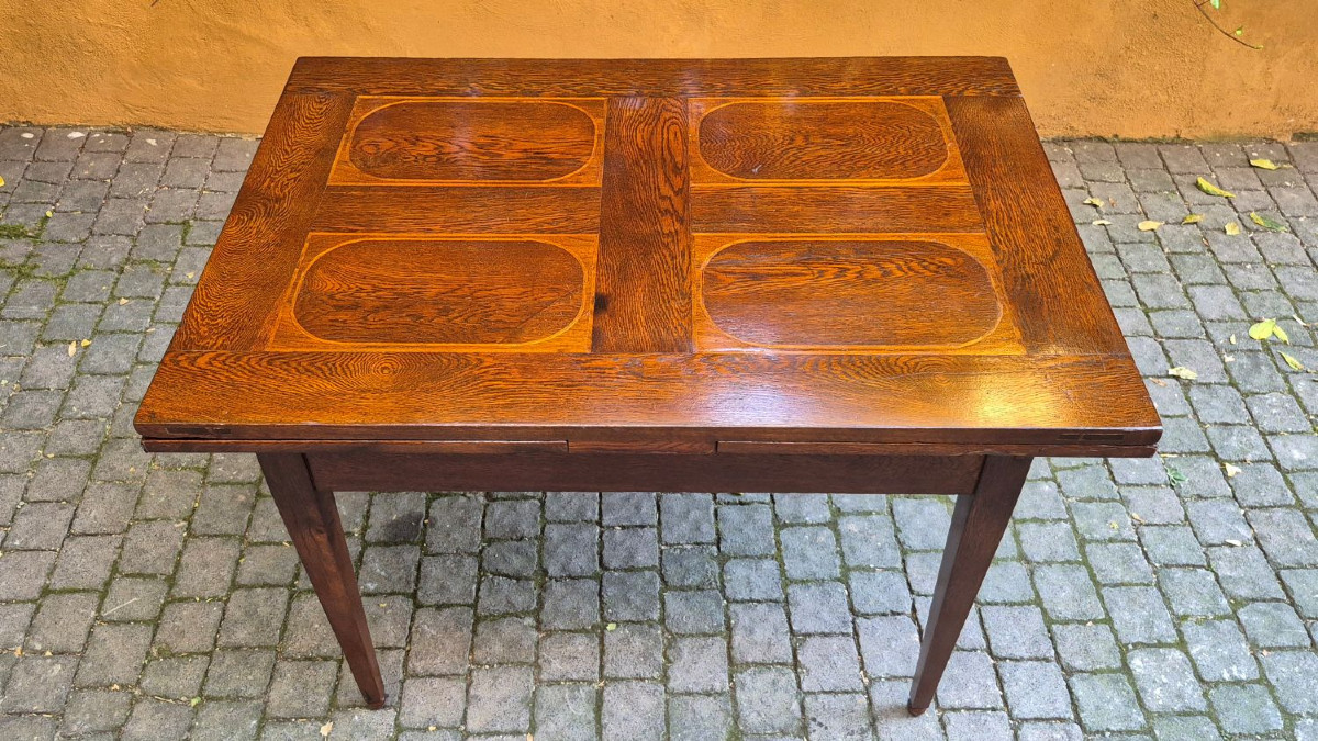 Tavolo antico allungabile a tiro dell'800 filettato