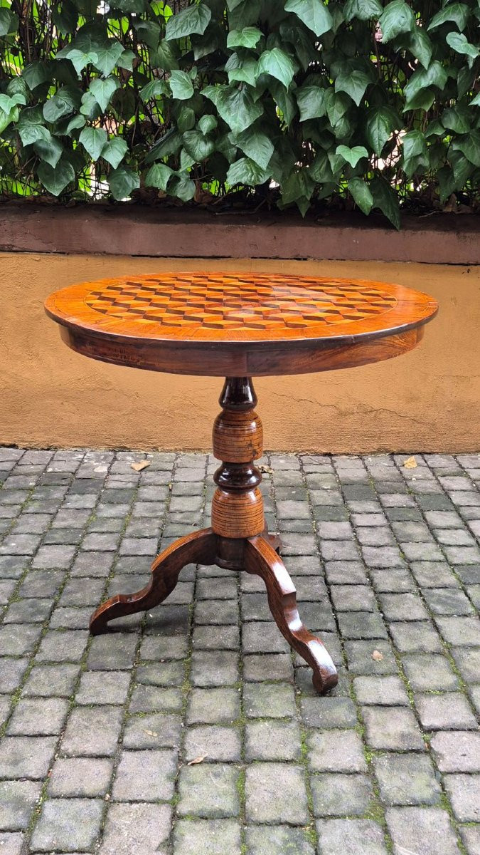 Tavolino tondo antico di Rolo con marchettatura a cubi-photo-2