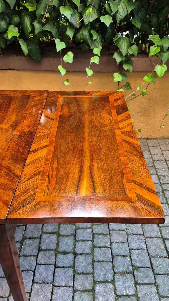 Tavolo antico allungabile a tiro lastronato noce e filetato-photo-4