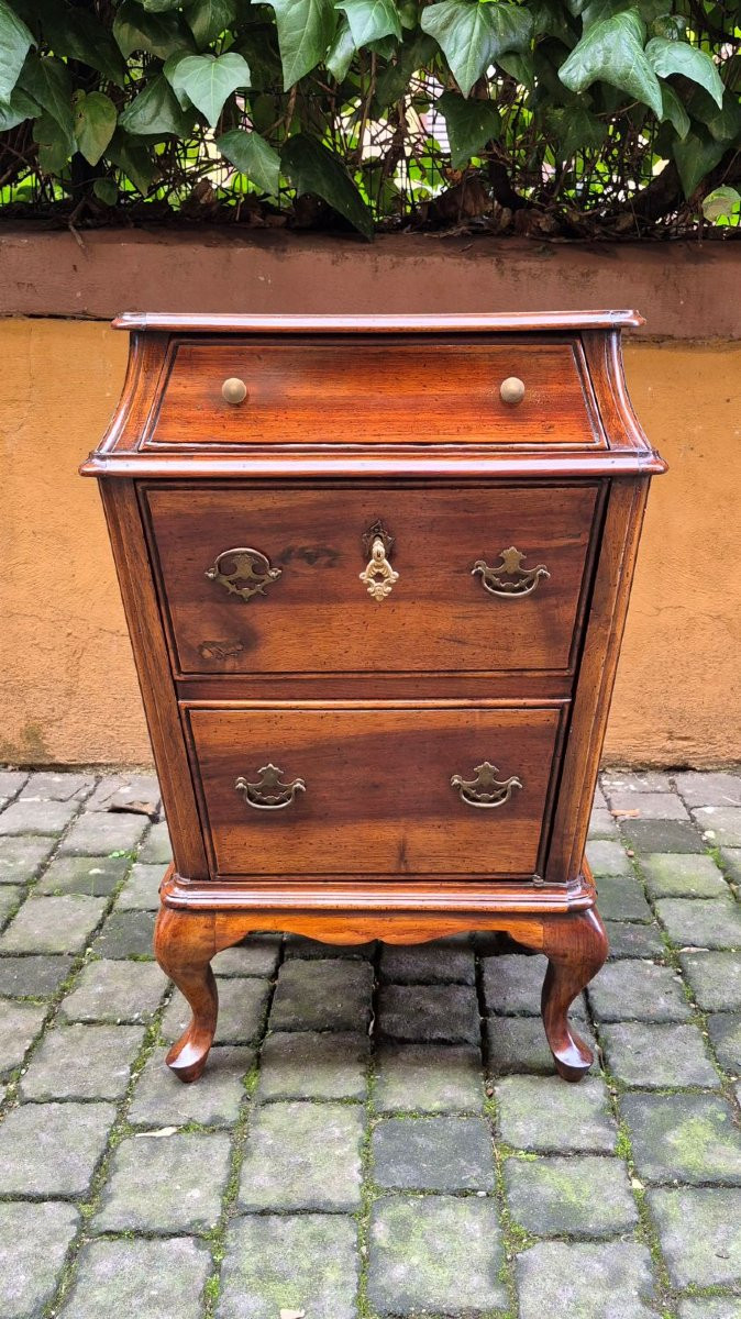 Coppia comodini a urna veneziani antichi in noce-photo-1