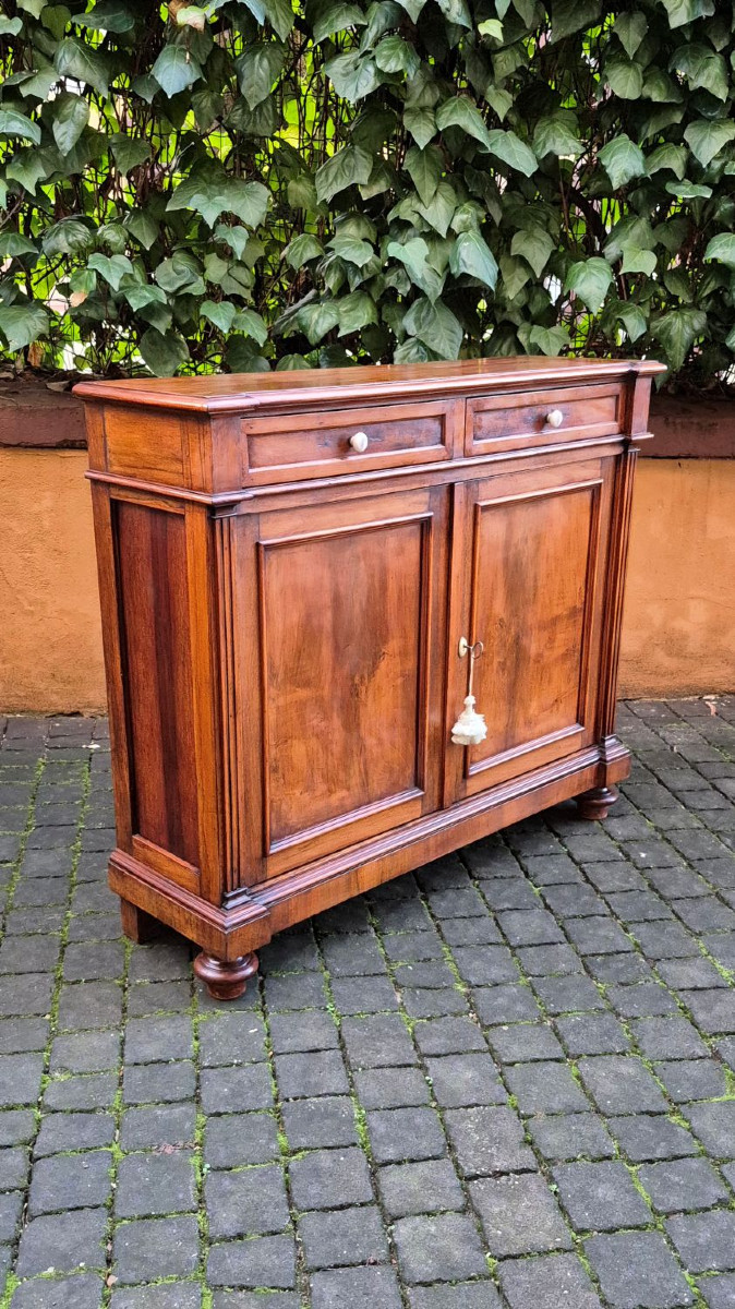 Credenza servante stretta antica emiliana in noce da ingresso