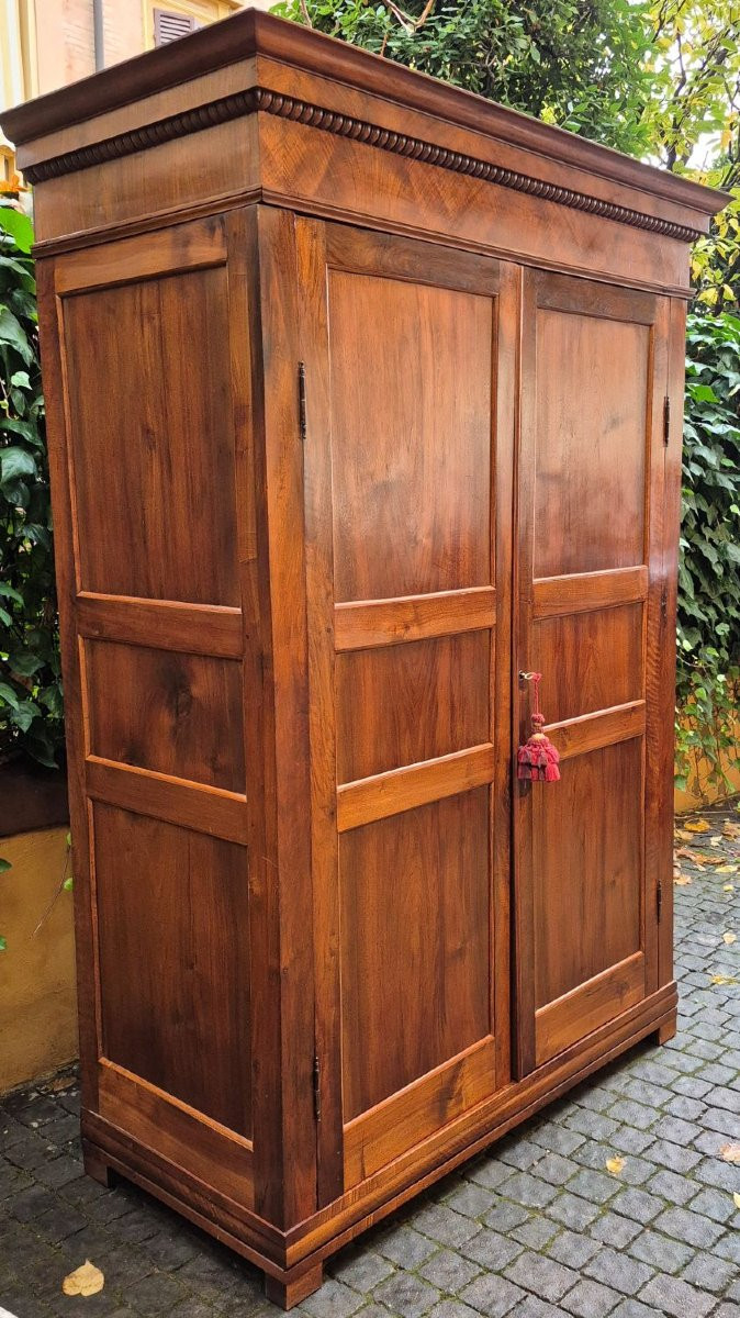 Armadio antico ligure in noce pannellato-photo-3