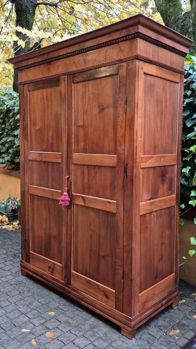 Armadio antico ligure in noce pannellato-photo-3