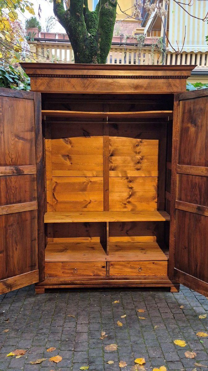 Armadio antico ligure in noce pannellato-photo-4