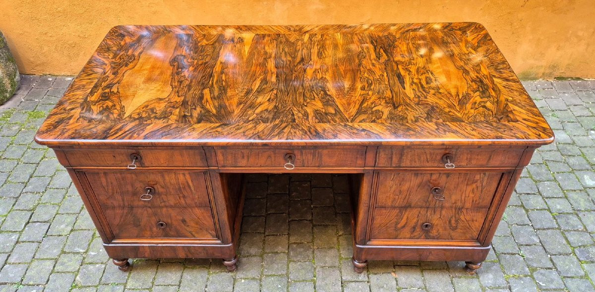 Scrivania antica Luigi Filippo lastronata in noce e radica con gola-photo-2