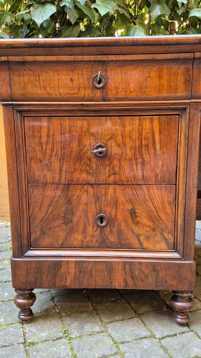 Scrivania antica Luigi Filippo lastronata in noce e radica con gola-photo-6