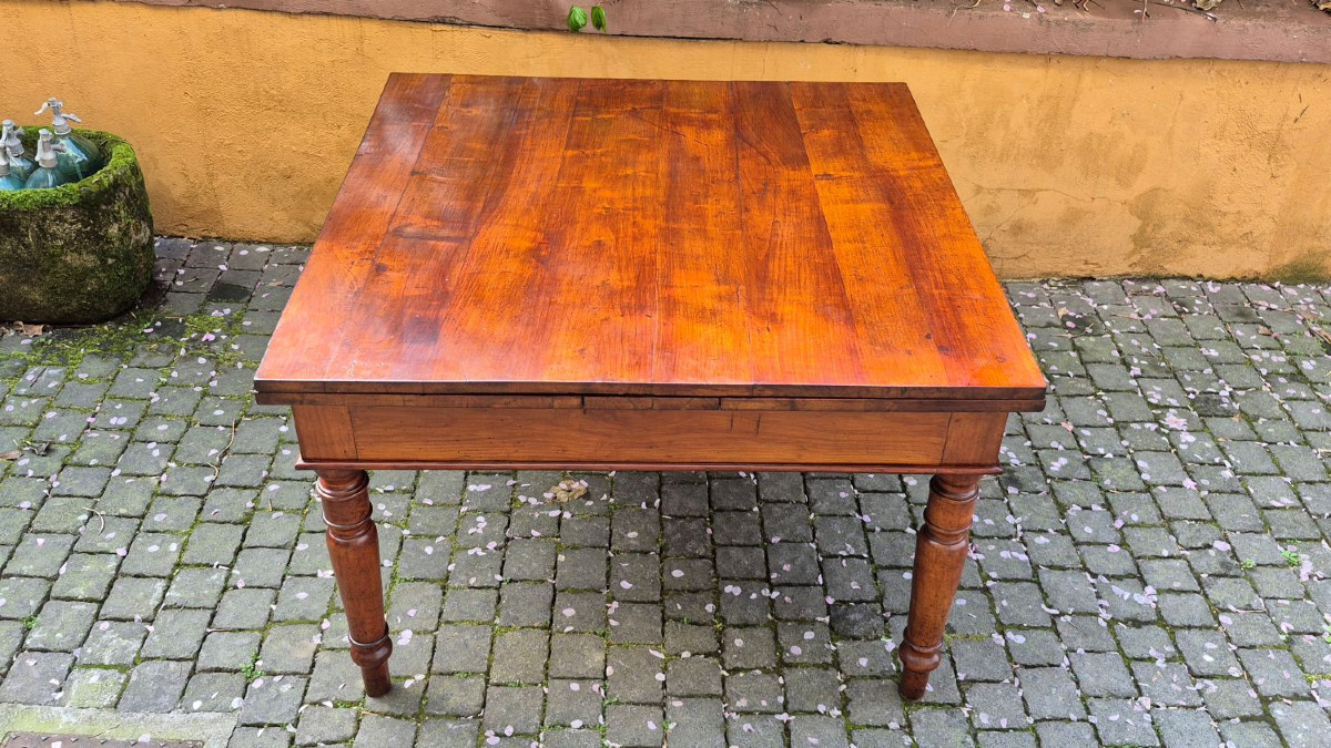 Tavolo antico quadrato allungabile a tiro emiliano in ciliegio