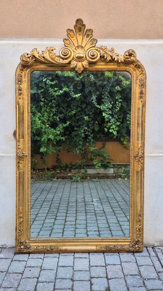 Grande specchiera dorata antica dell'800 con cimasa