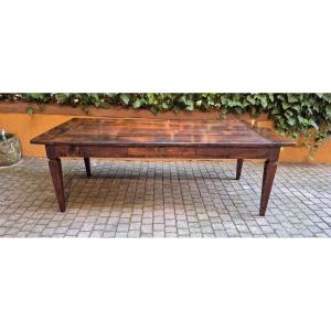 Tavolo grande antico piemontese con gambe a spillo strozzate