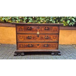 Cassettone canterano antico veneto del '600 intarsiato