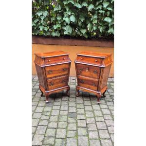 Coppia comodini a urna veneziani antichi in noce