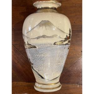 Mount Fuji Japanese Ceramic Satsuma Vase
