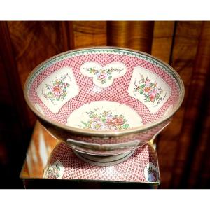 Coupe en porcelaine montée sur argent massif