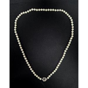 Pearl Necklace With 18ct White Gold And Sapphire Clasp