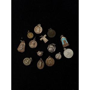 Set Of 14 Religious And Processional Medals, Solid Silver And Silver-plated Metal 