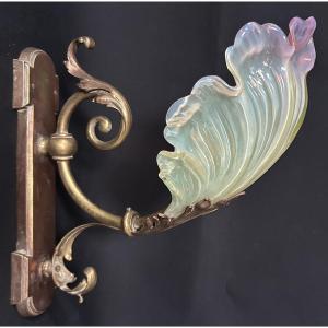 Art Nouveau Wall Sconce In Bronze And Colored Glass 