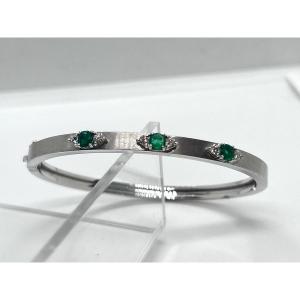 18-carat White Gold Bangle Set With Diamonds And Emeralds