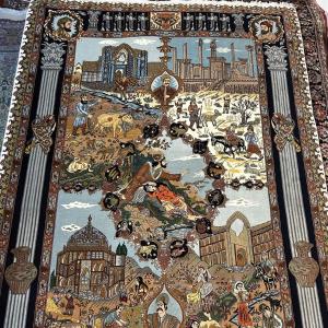 Legendary Figurative Persian Rug In Wool On Cotton, 315 X 206 Cm