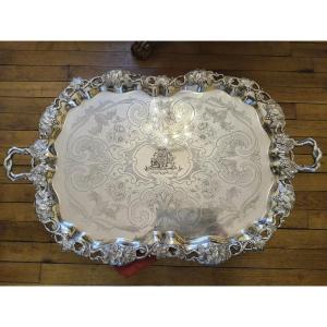 Large Silver-plated Metal Centerpiece With A Louis XV Style 19th Century Count's Coat Of Arms.