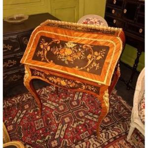 Slant-front Desk In Veneered Wood And Bronze - Napoleon III Period