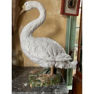 Bavent Earthenware Swan, 84cm Tall
