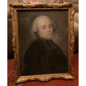 Eighteenth-century Pastel In A Gilded Wood Frame
